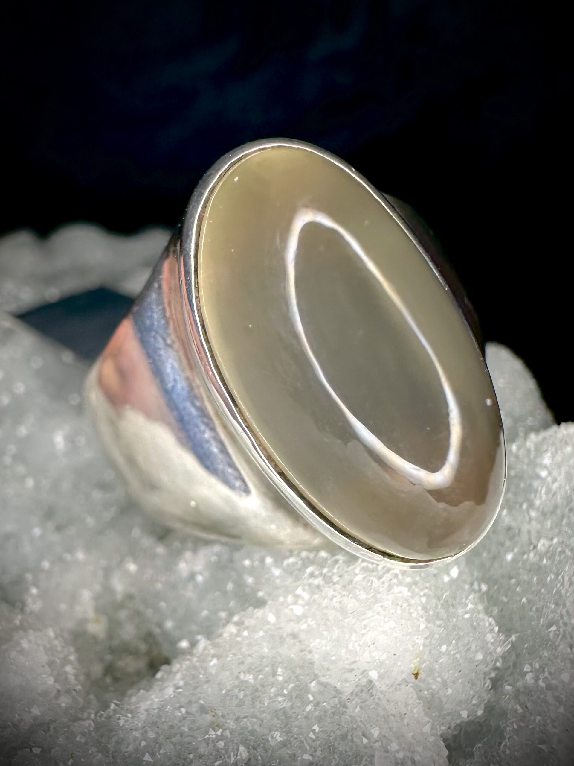 Statement Silver Moonstone Ring STARBORN - Image 2