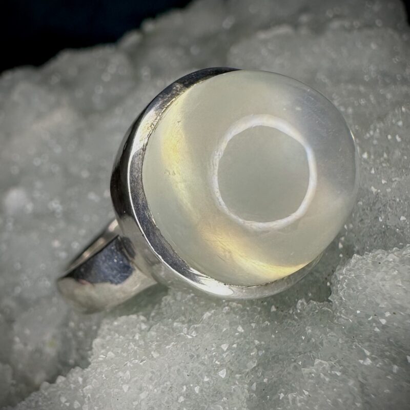 Round Moonstone Ring STARBORN