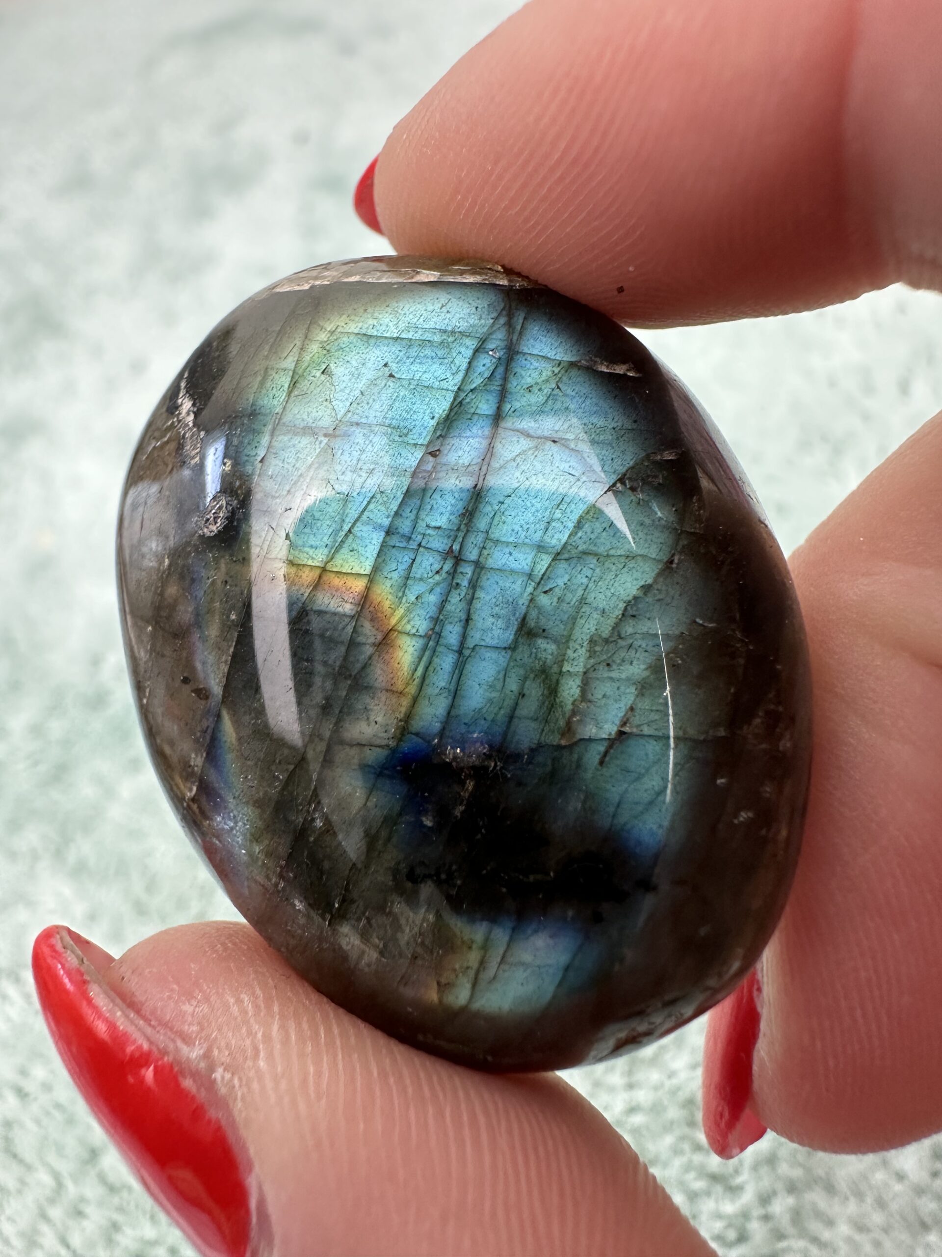 Labradorite Palmstone 3