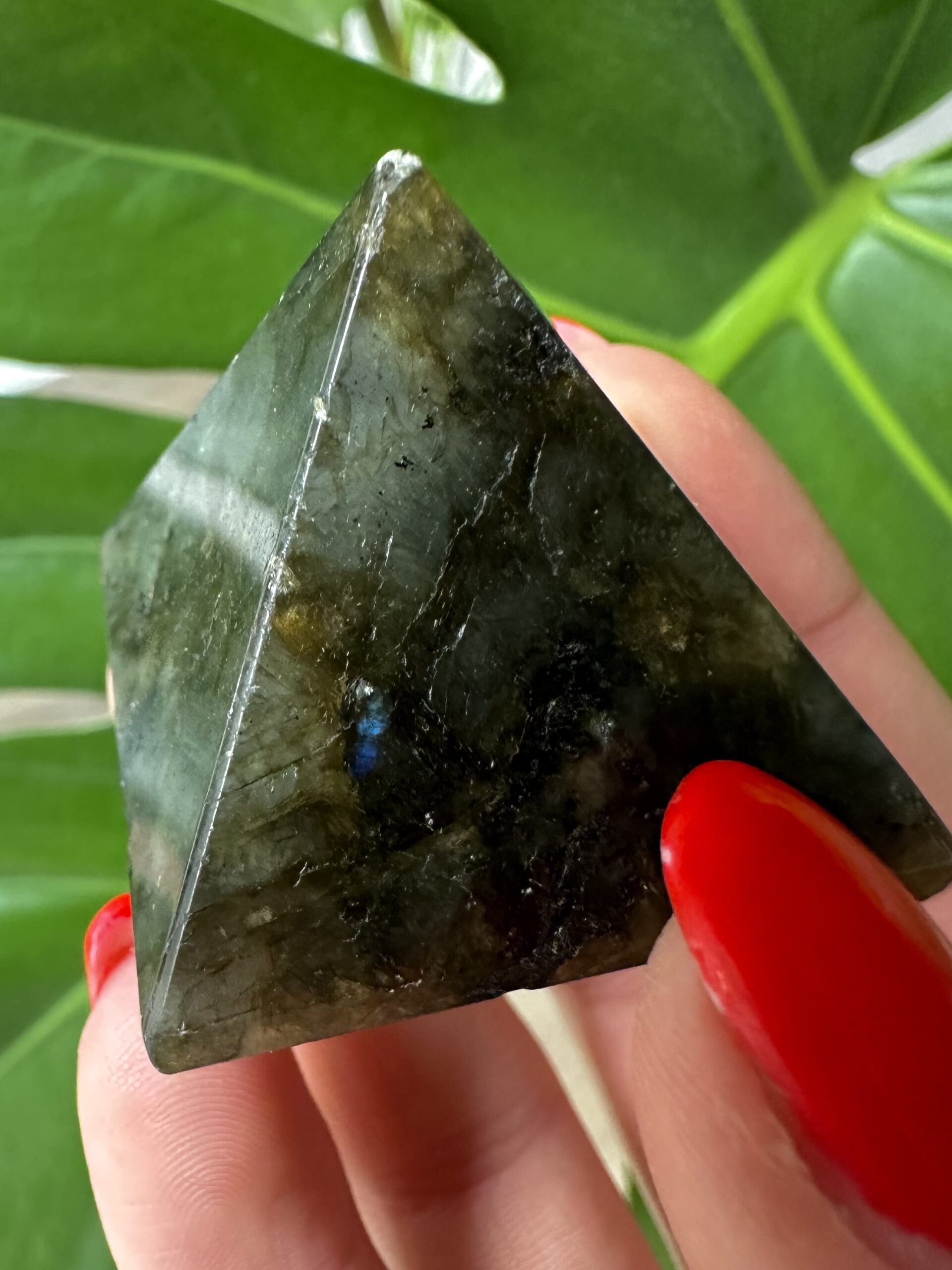 Labradorite Pyramid - Image 3