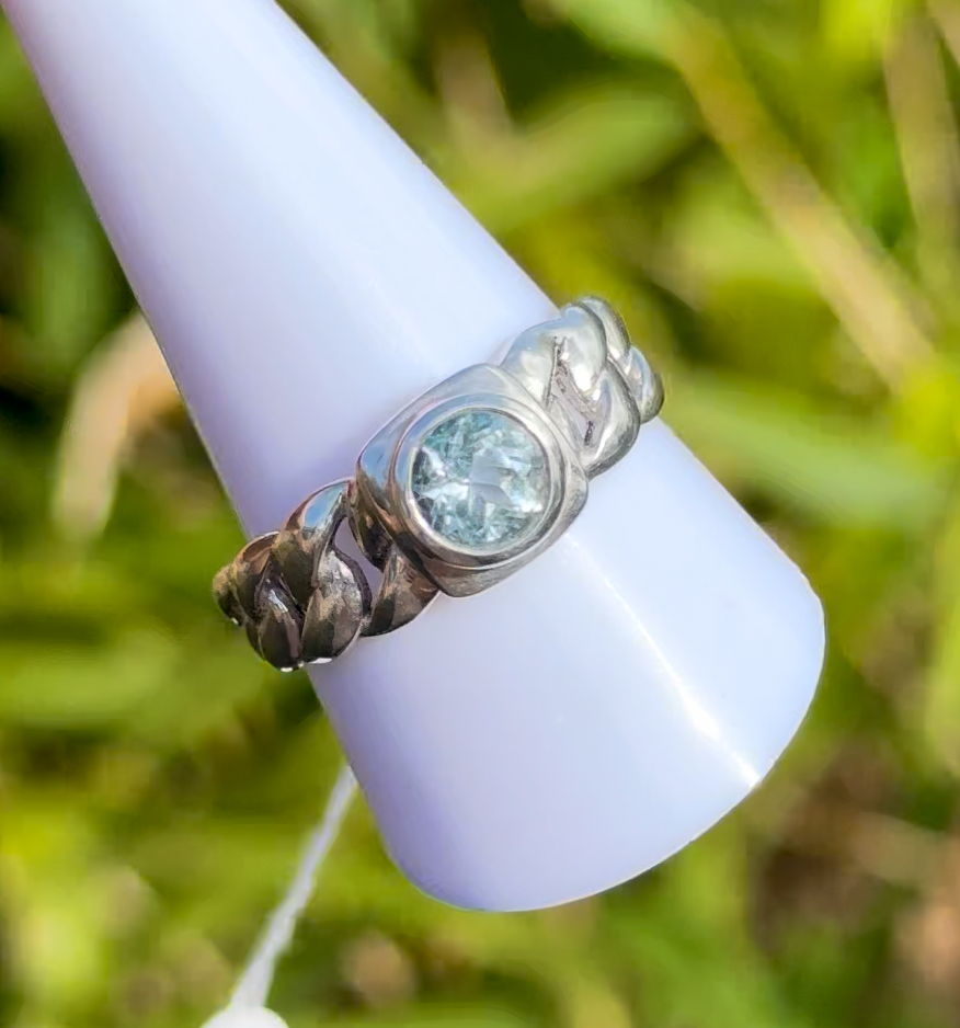 Chain Design Blue Topaz Ring
