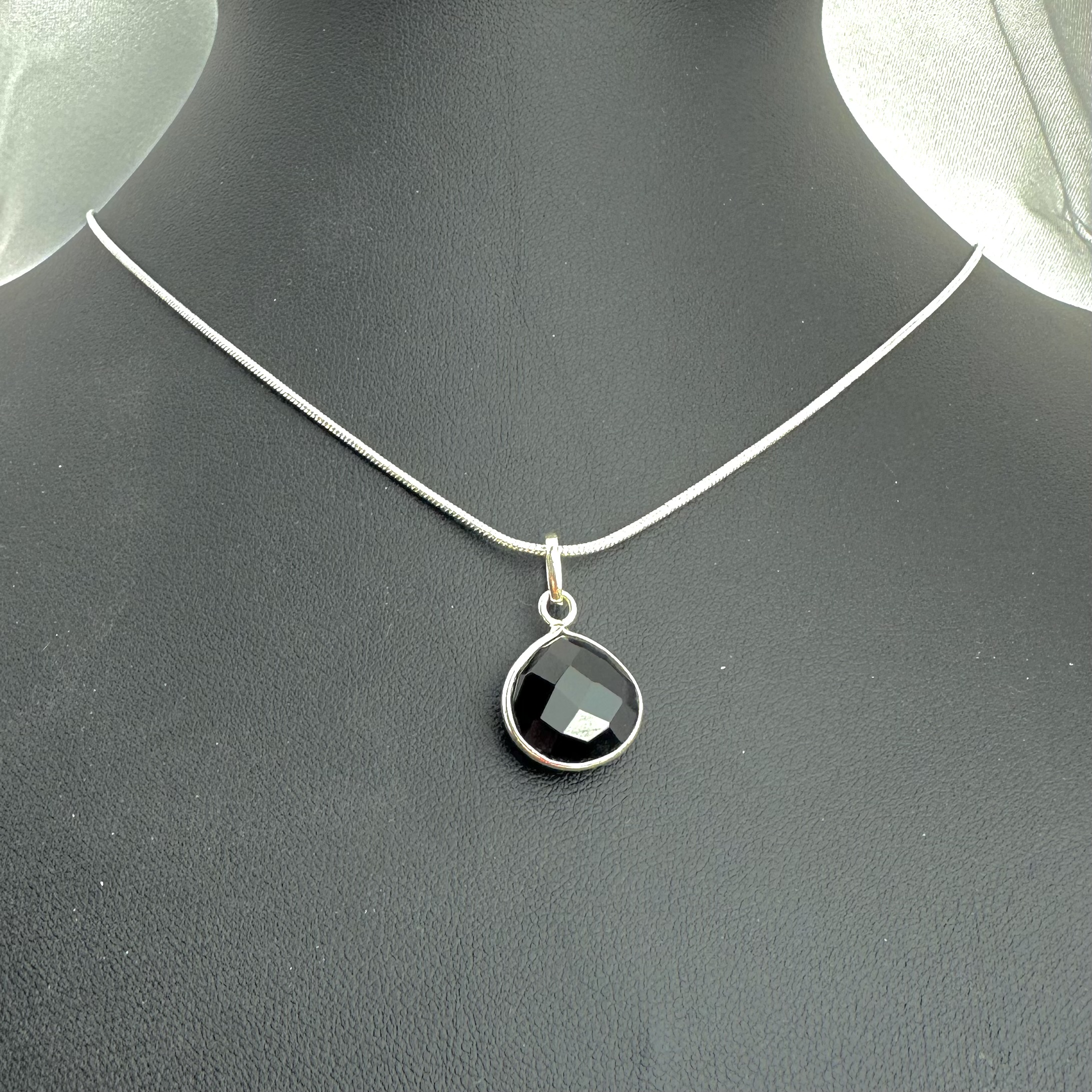 Onyx Collier