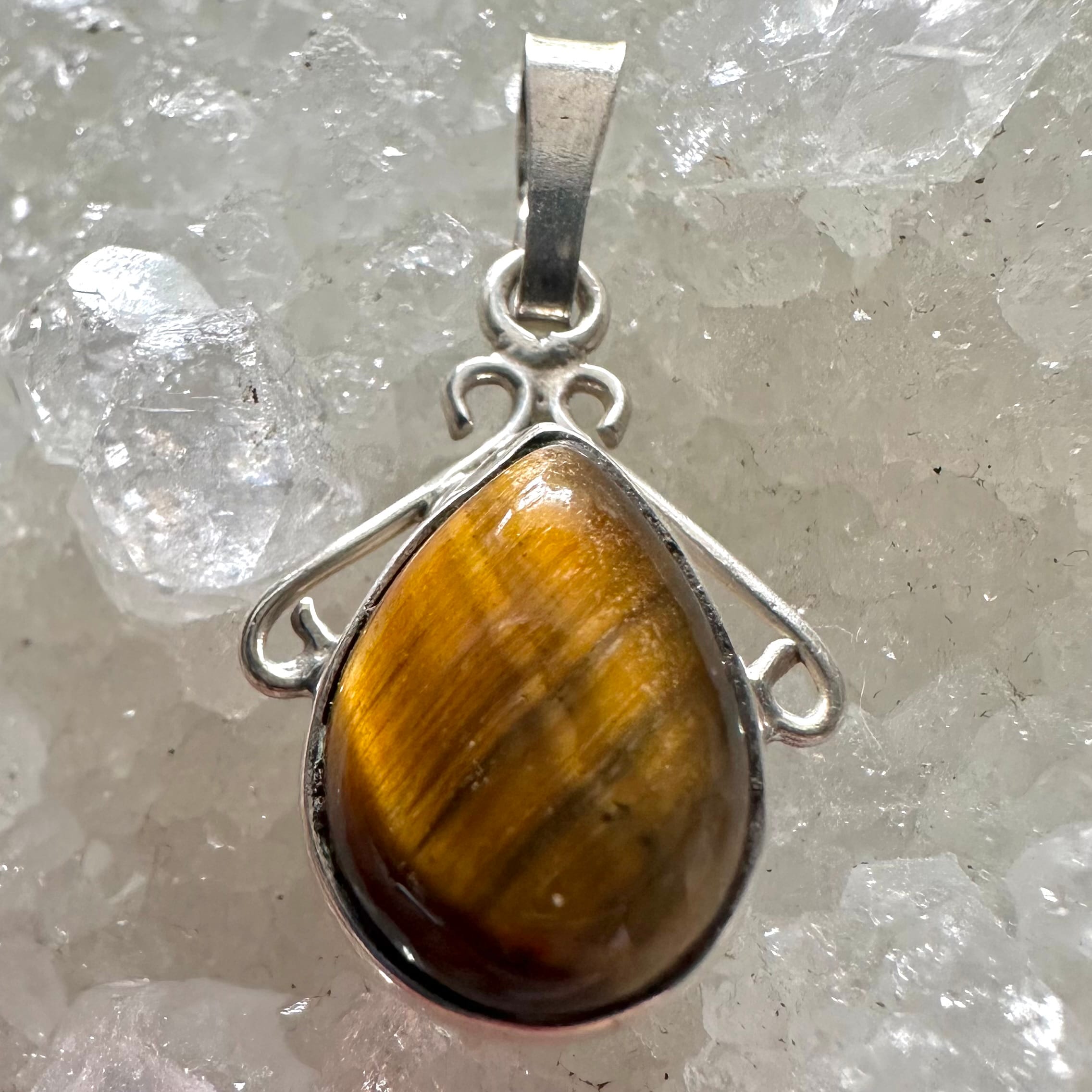 Tigers Eye Pendant - Image 4