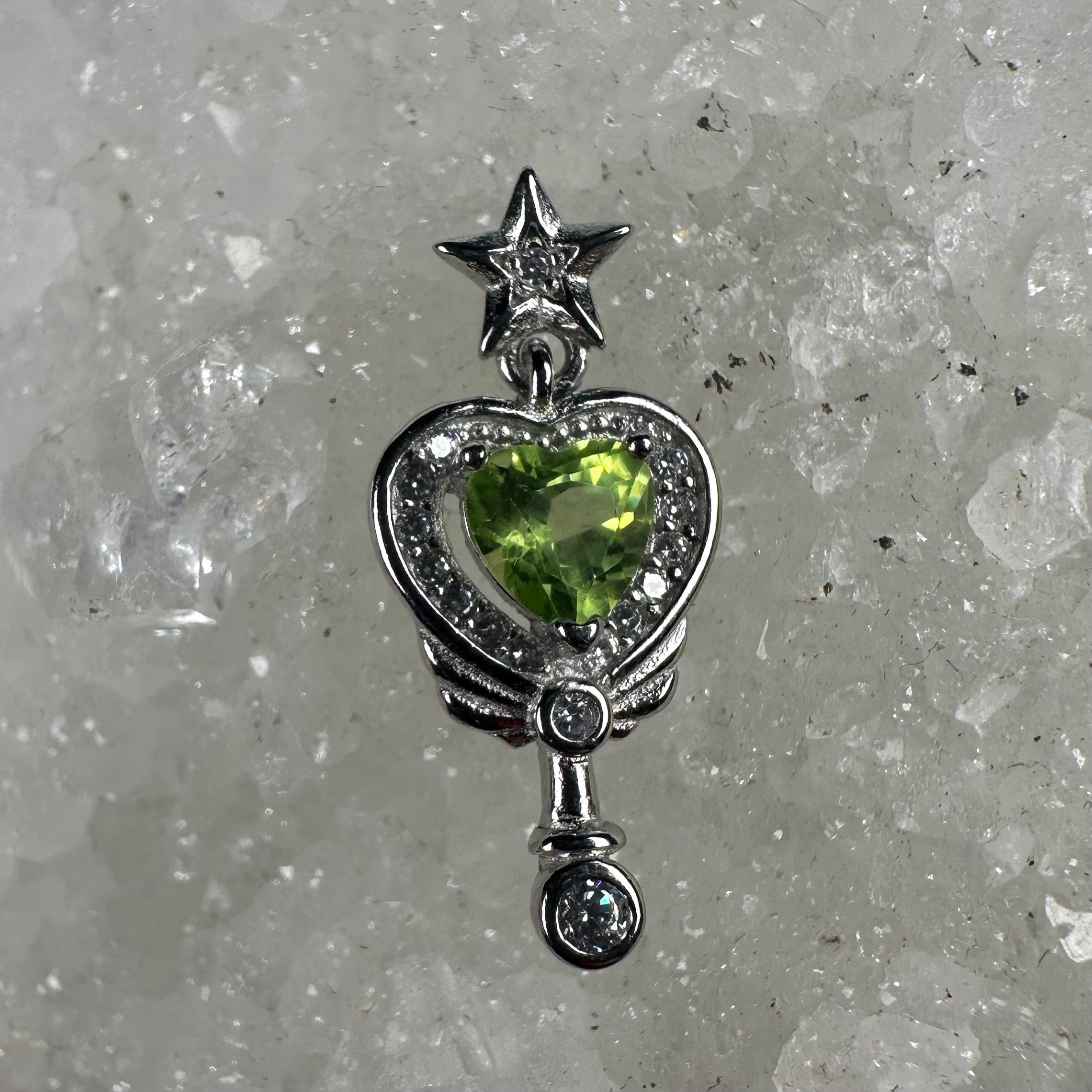 Heart Lock Peridot Pendant