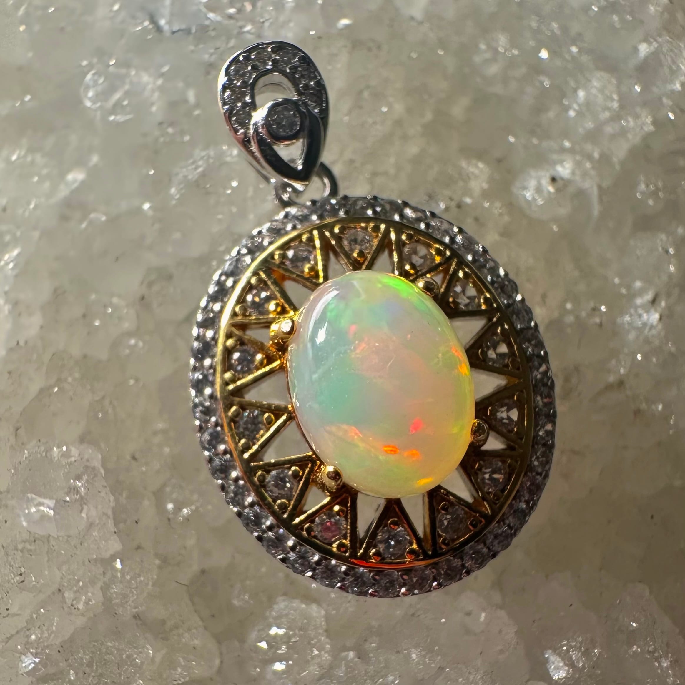 18K Solar Sunbeam Opal Pendant - Image 3