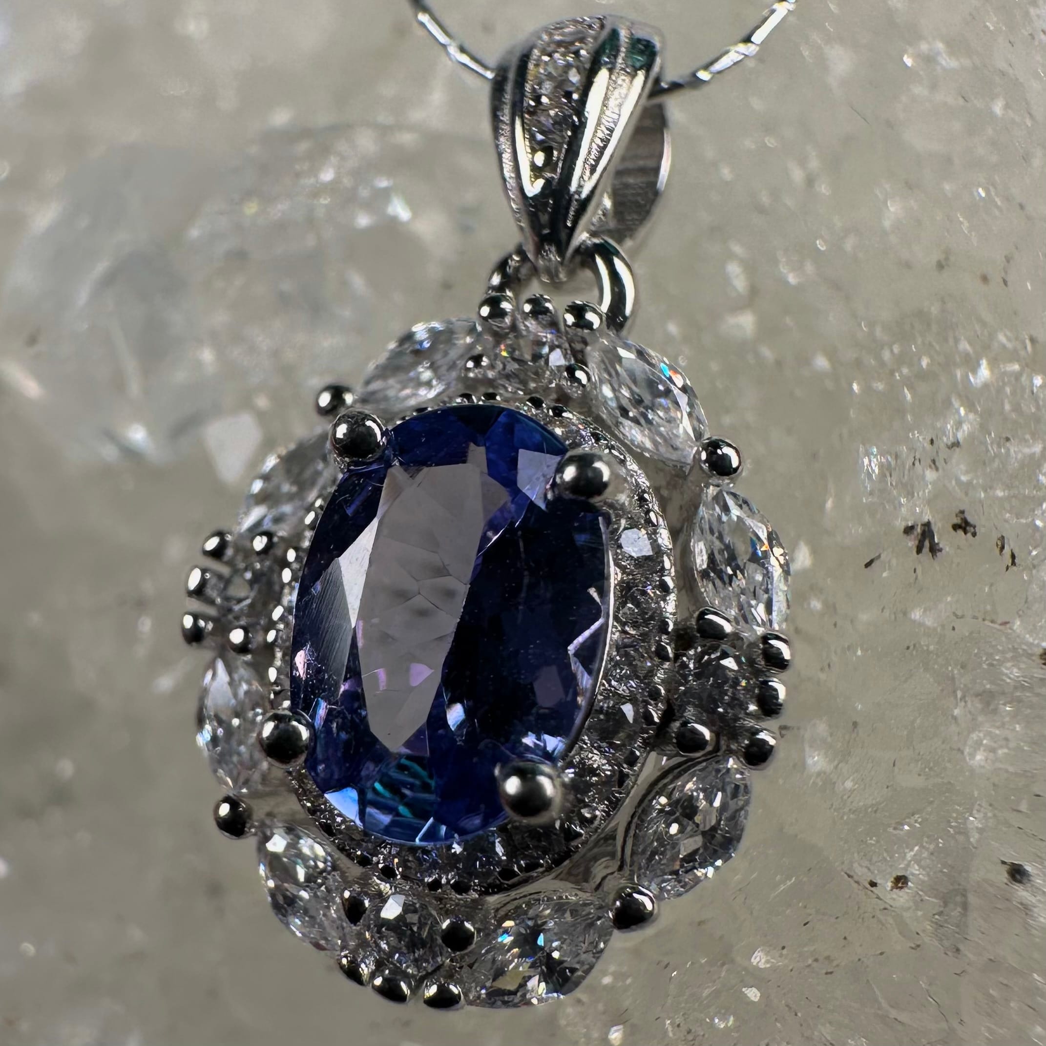 Luxe Royal Sapphire Pendant - Image 7