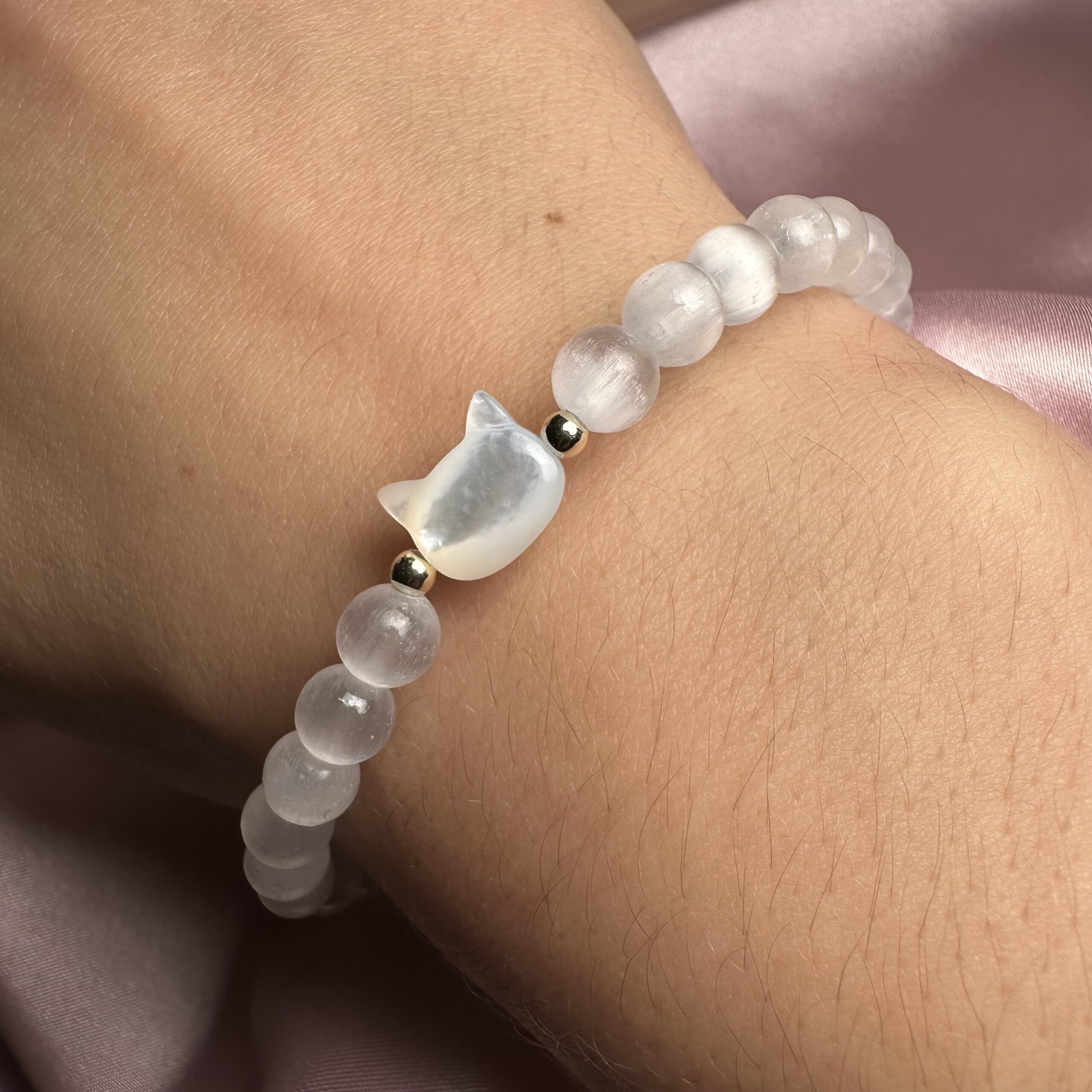 🤍 Reiki Charged Selenite Bracelet "Cat" 🤍