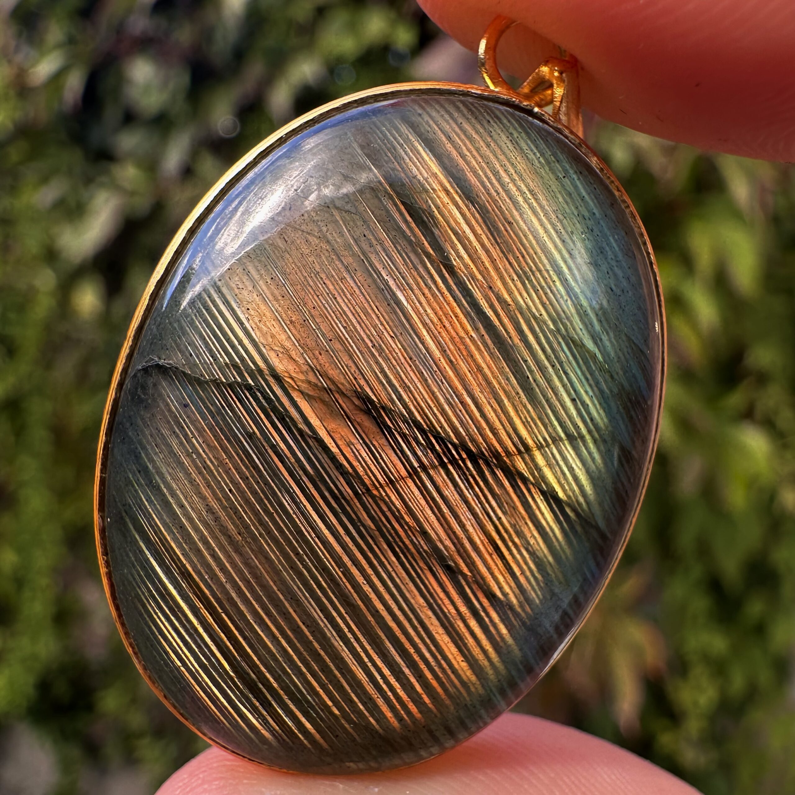Labradorite Pendant Gold #5 - Image 3