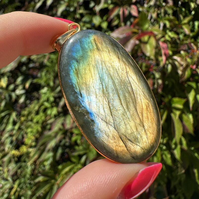 Labradorite Pendant Gold #11