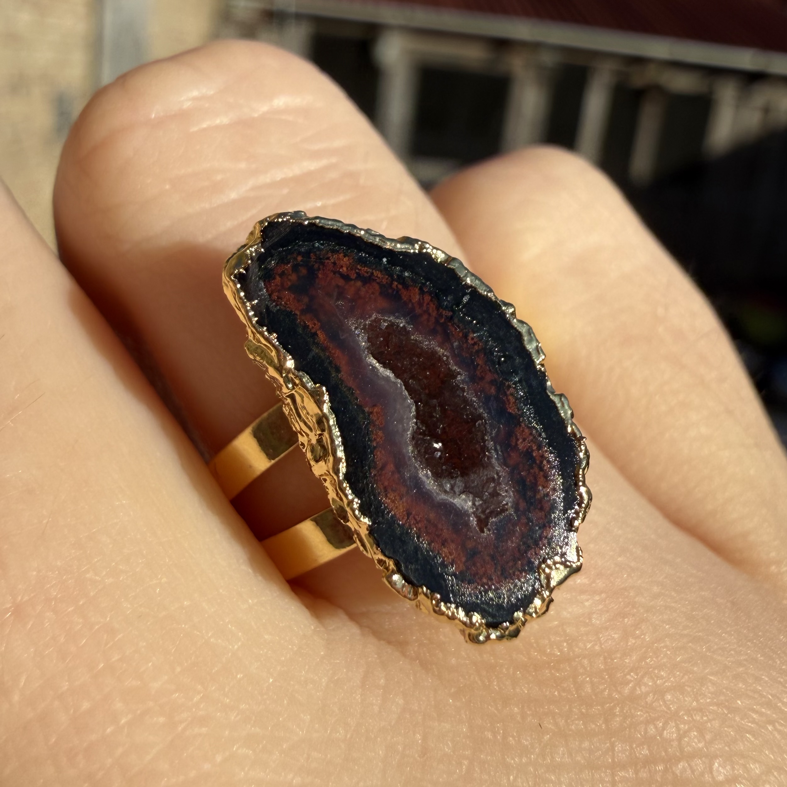 Red & Black Druzy Agate Ring 18K Gold - Image 2