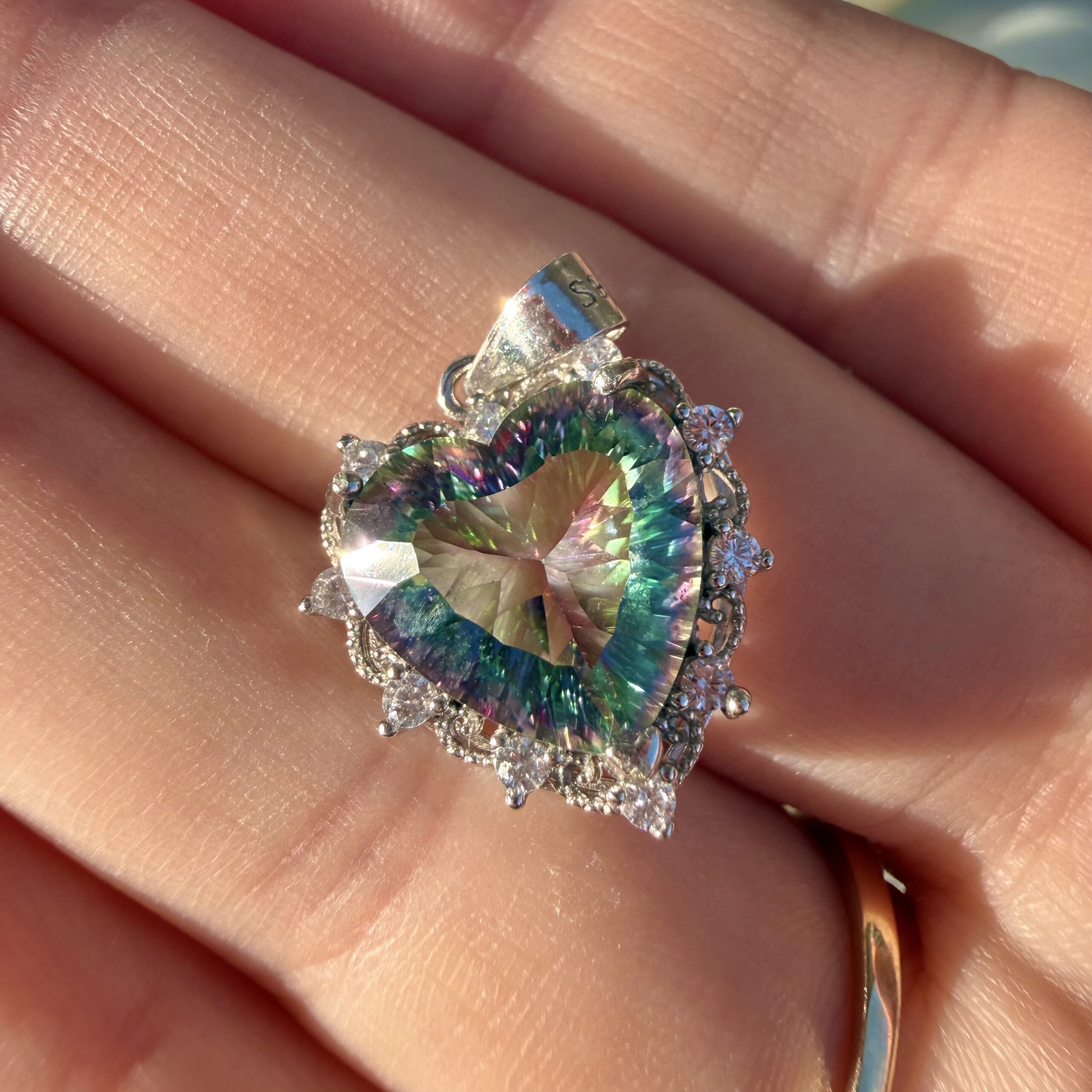 Mystic Topaz Heart Gem Pendant - Image 5