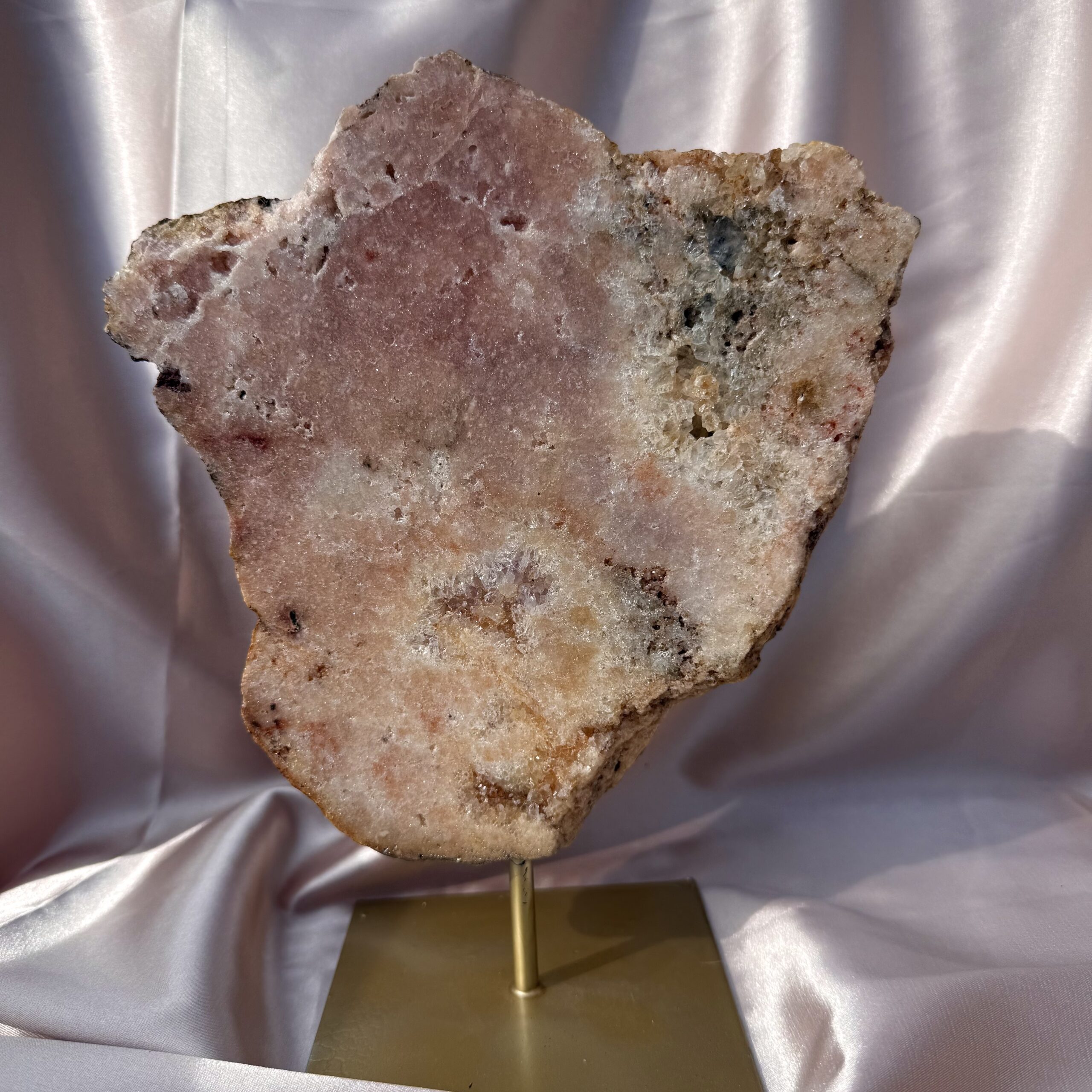 STATEMENT PIECE! Pink Amethyst on stand 🌸˚˖⋆