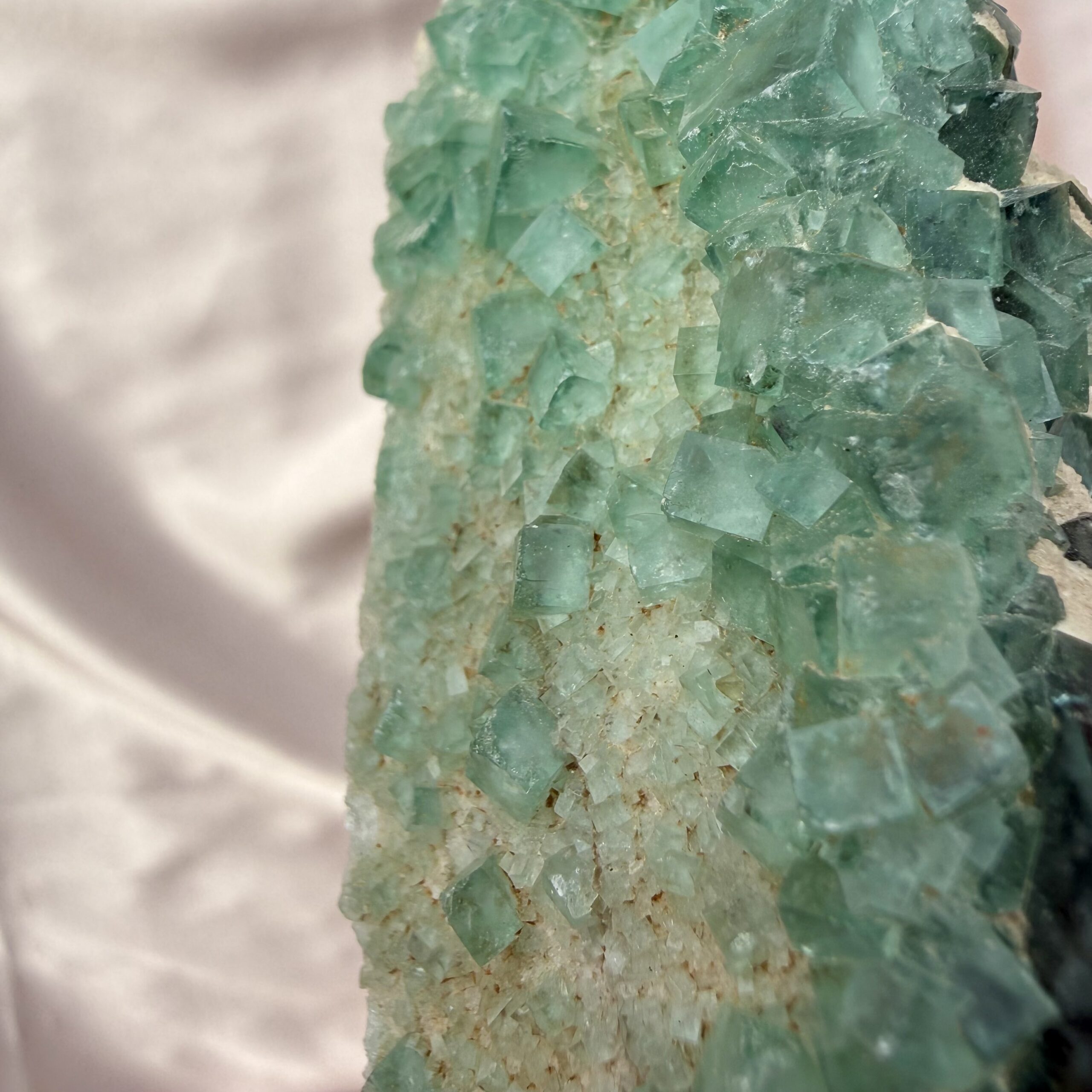UV Reactive Fluorite Cluster - Image 6