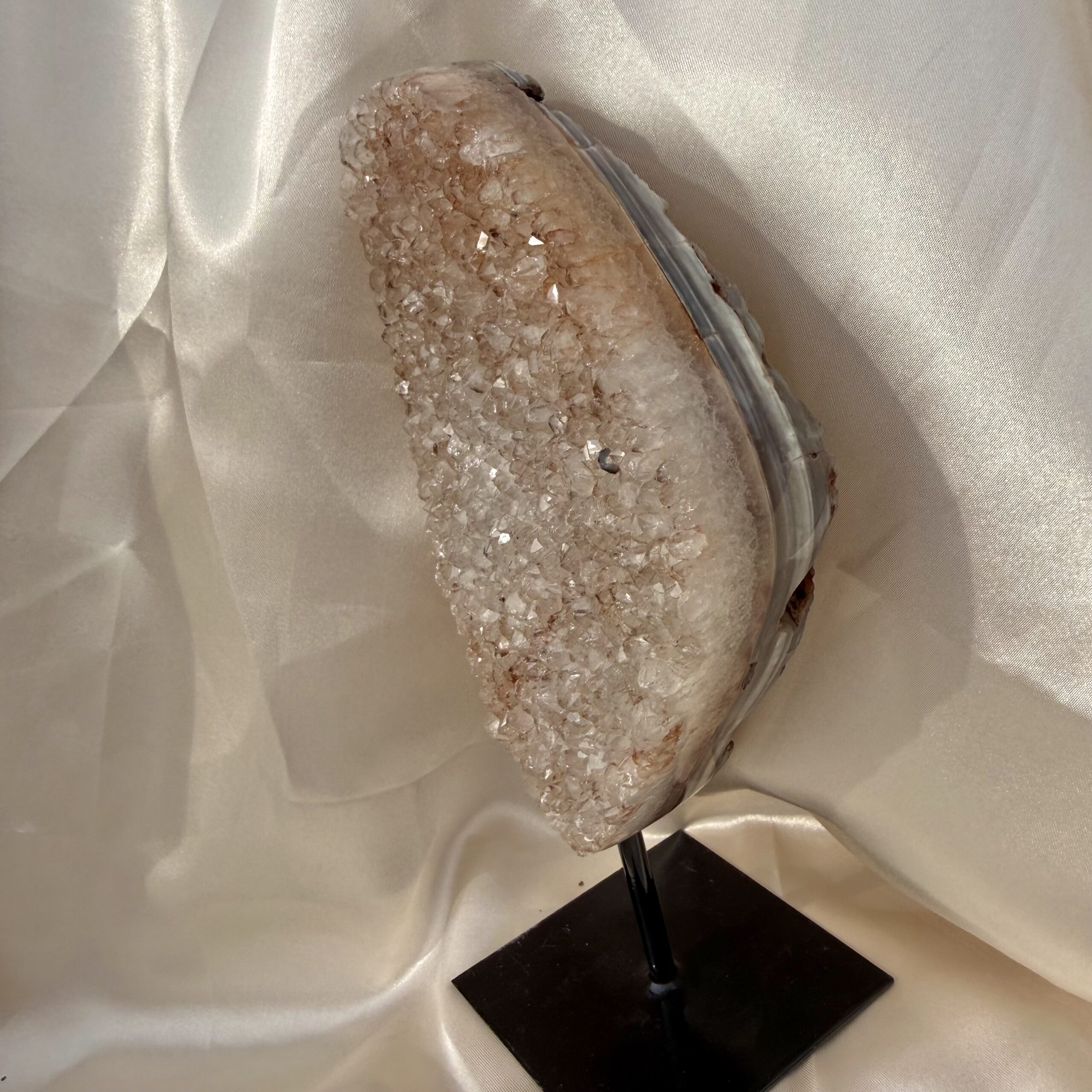 Druzy Agate on stand - Image 4