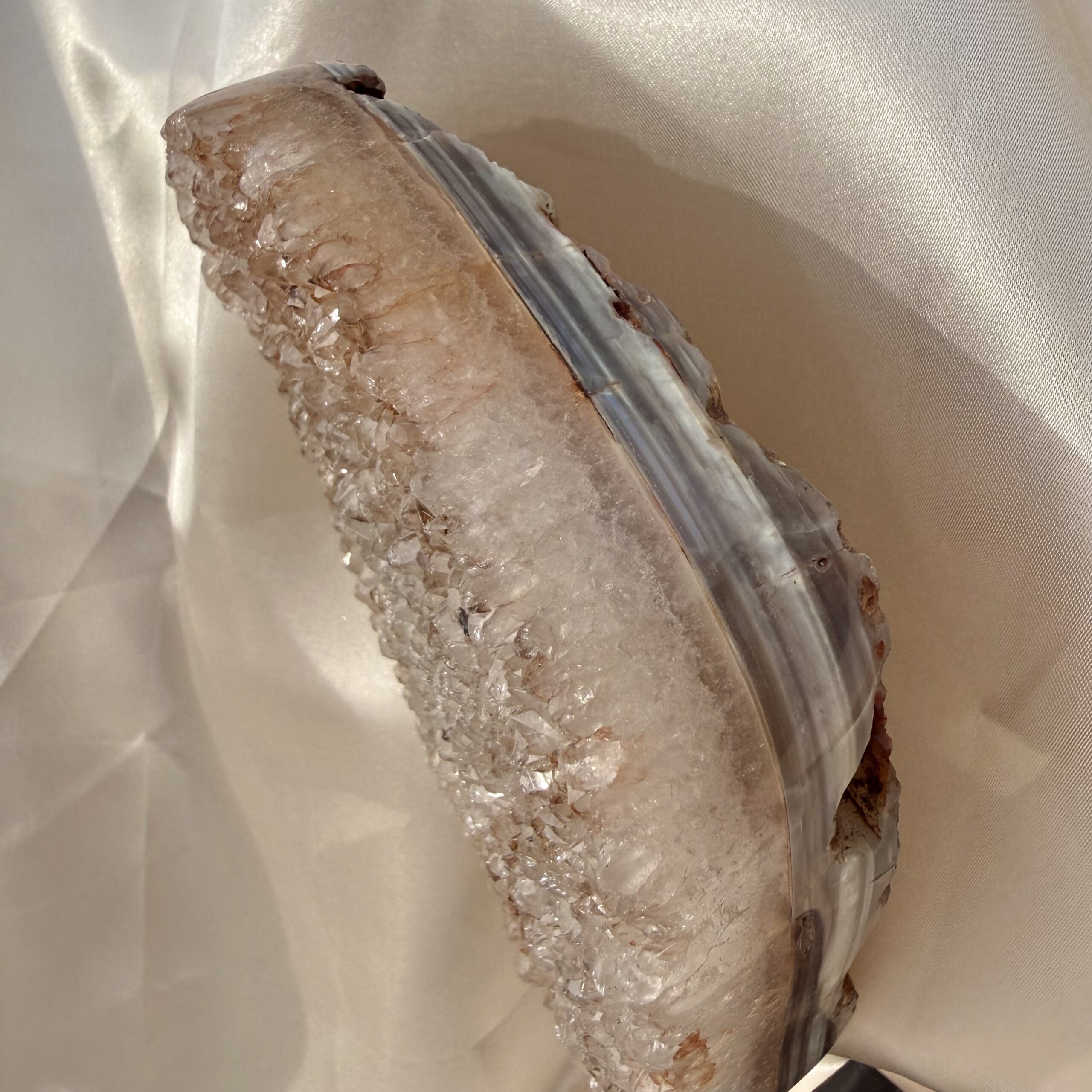 Druzy Agate on stand - Image 2