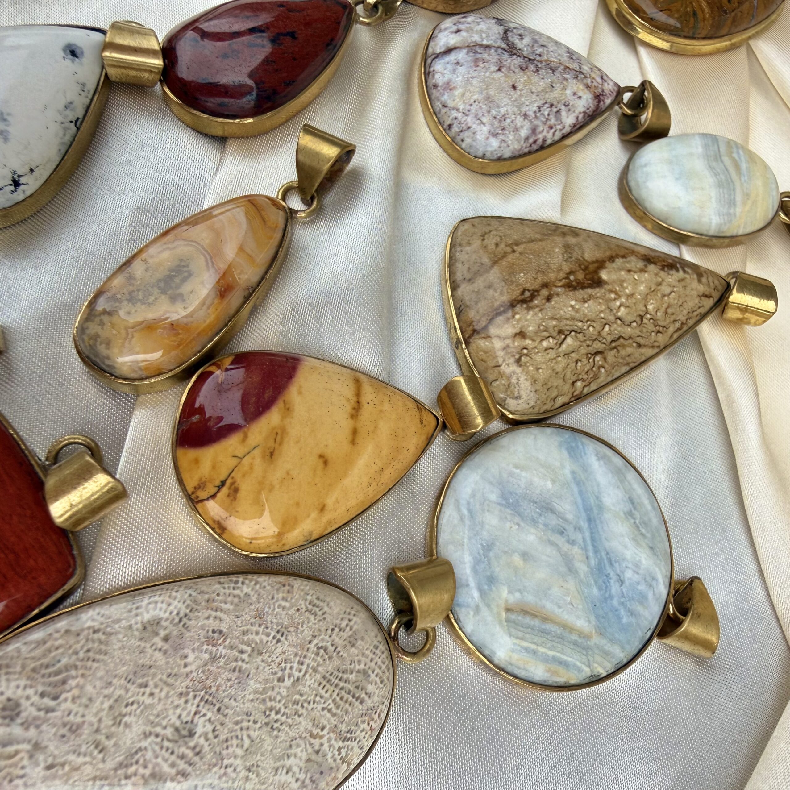 MYSTERY! Intuitively Chosen Crystal Pendant - Image 2