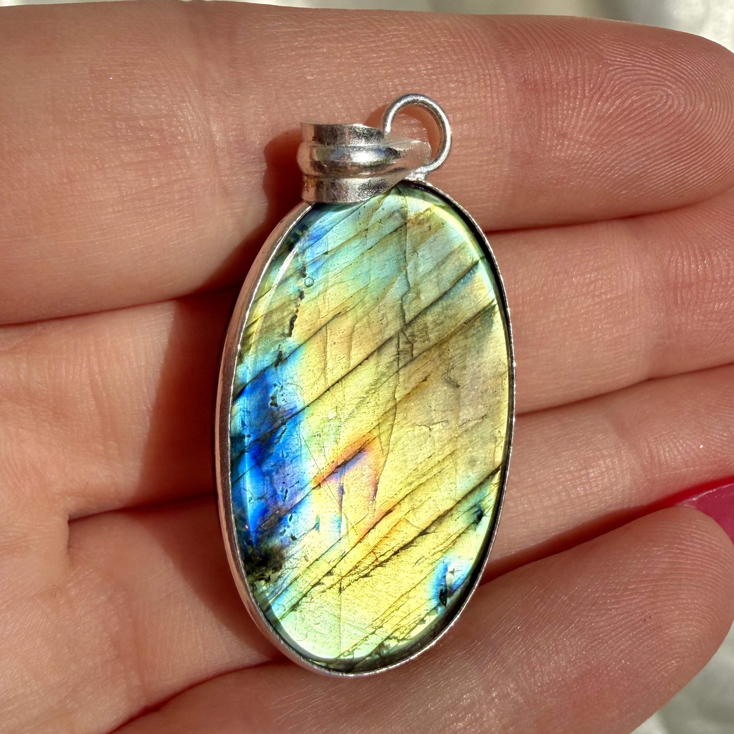 Labradorite Pendant Silver - Image 4