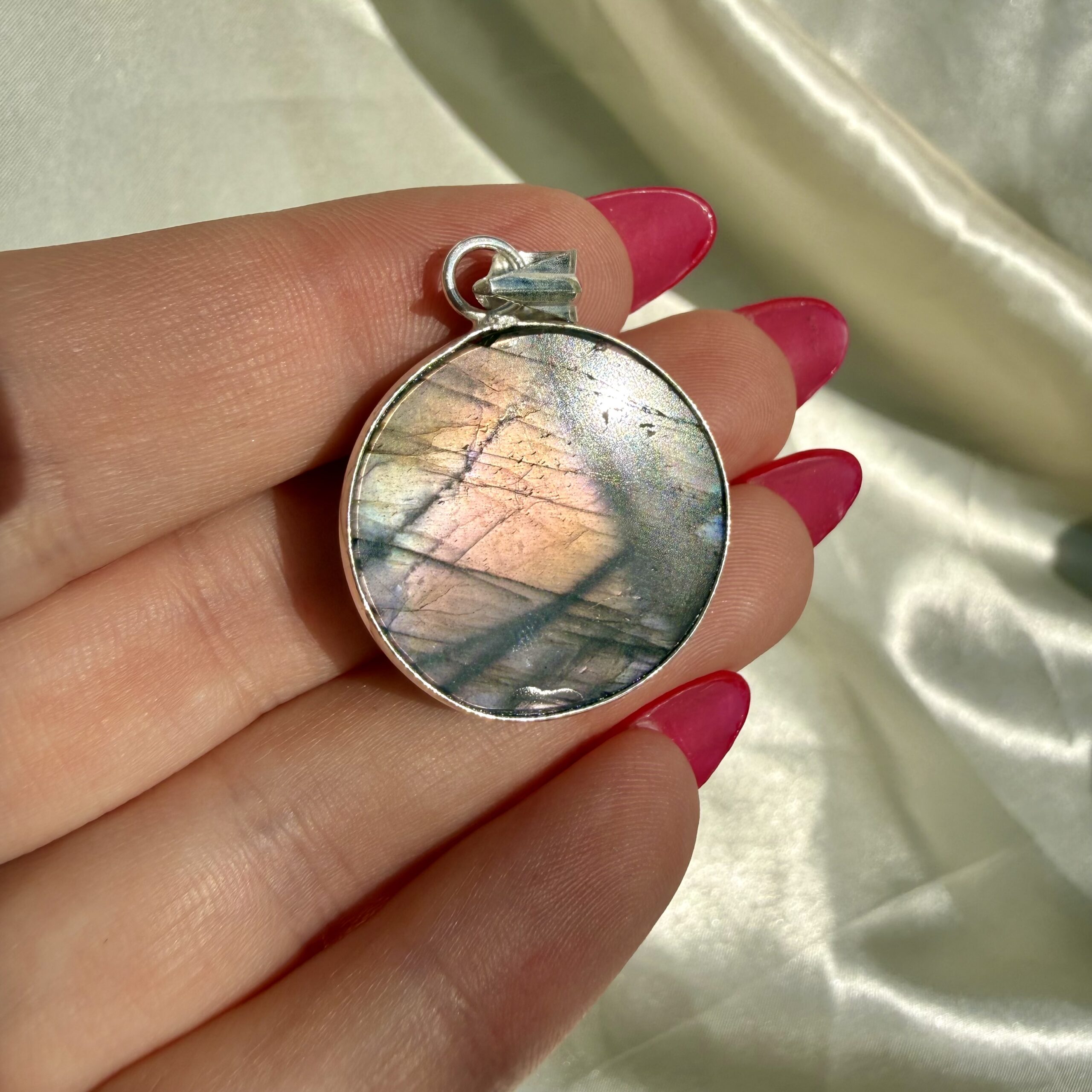 Labradorite Pendant Silver - Image 2