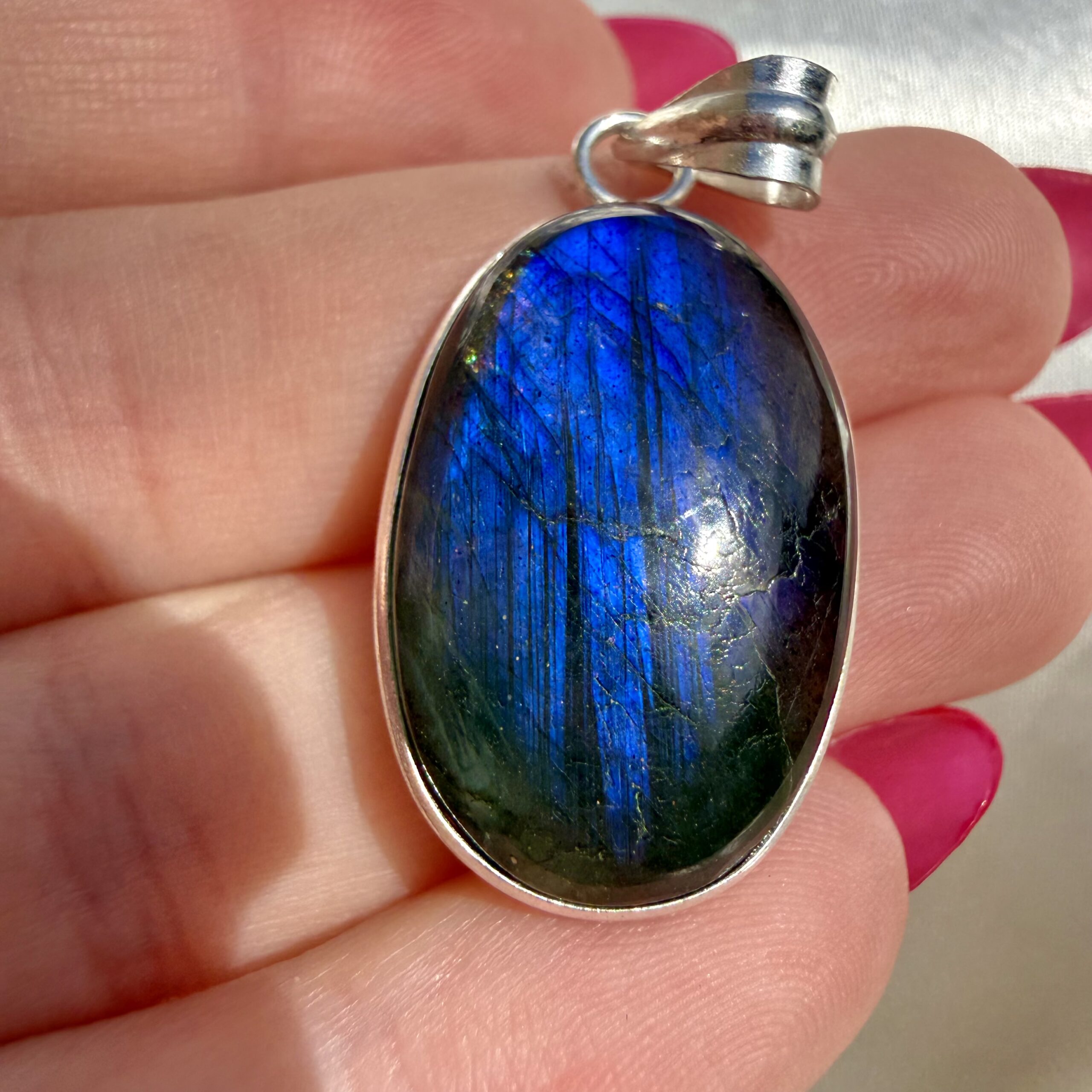 Labradorite Pendant Silver