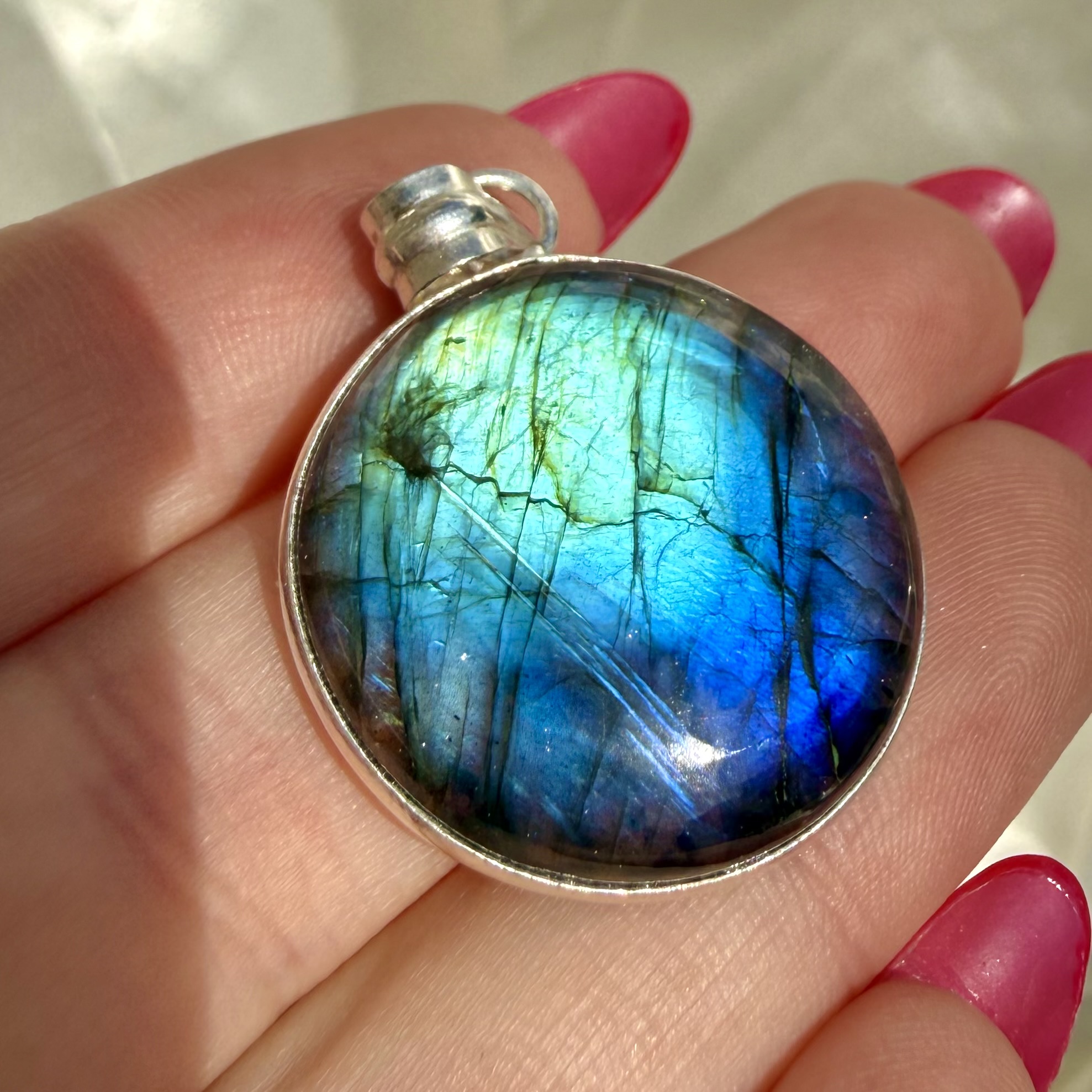 Labradorite Pendant Silver