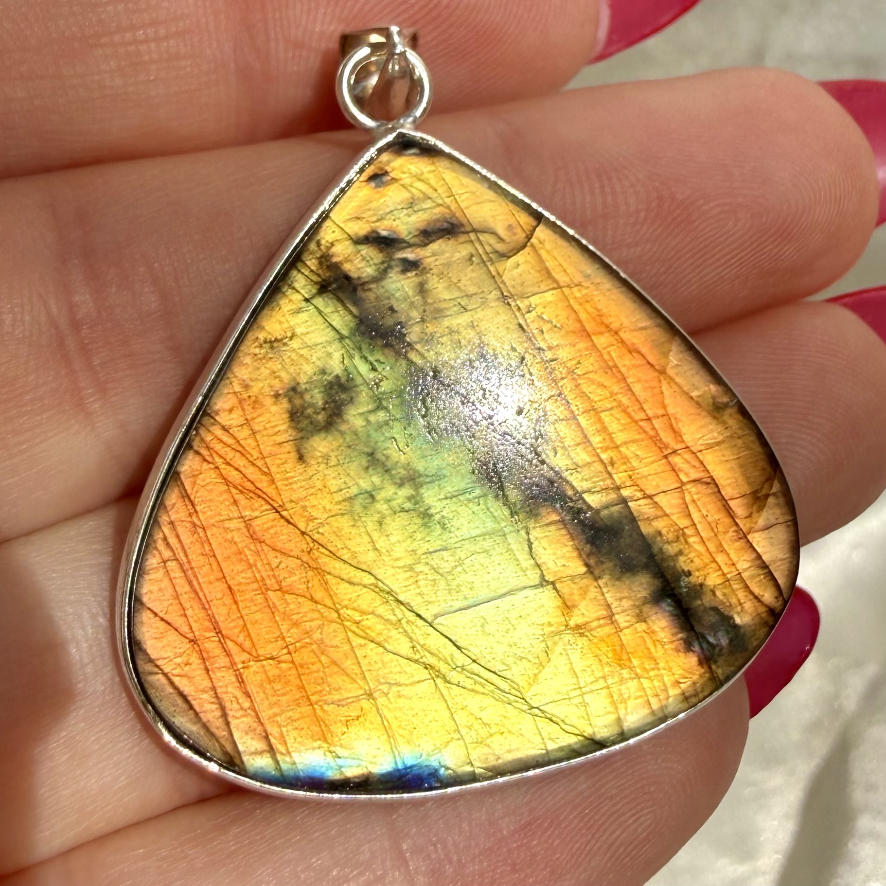 Labradorite Pendant Silver