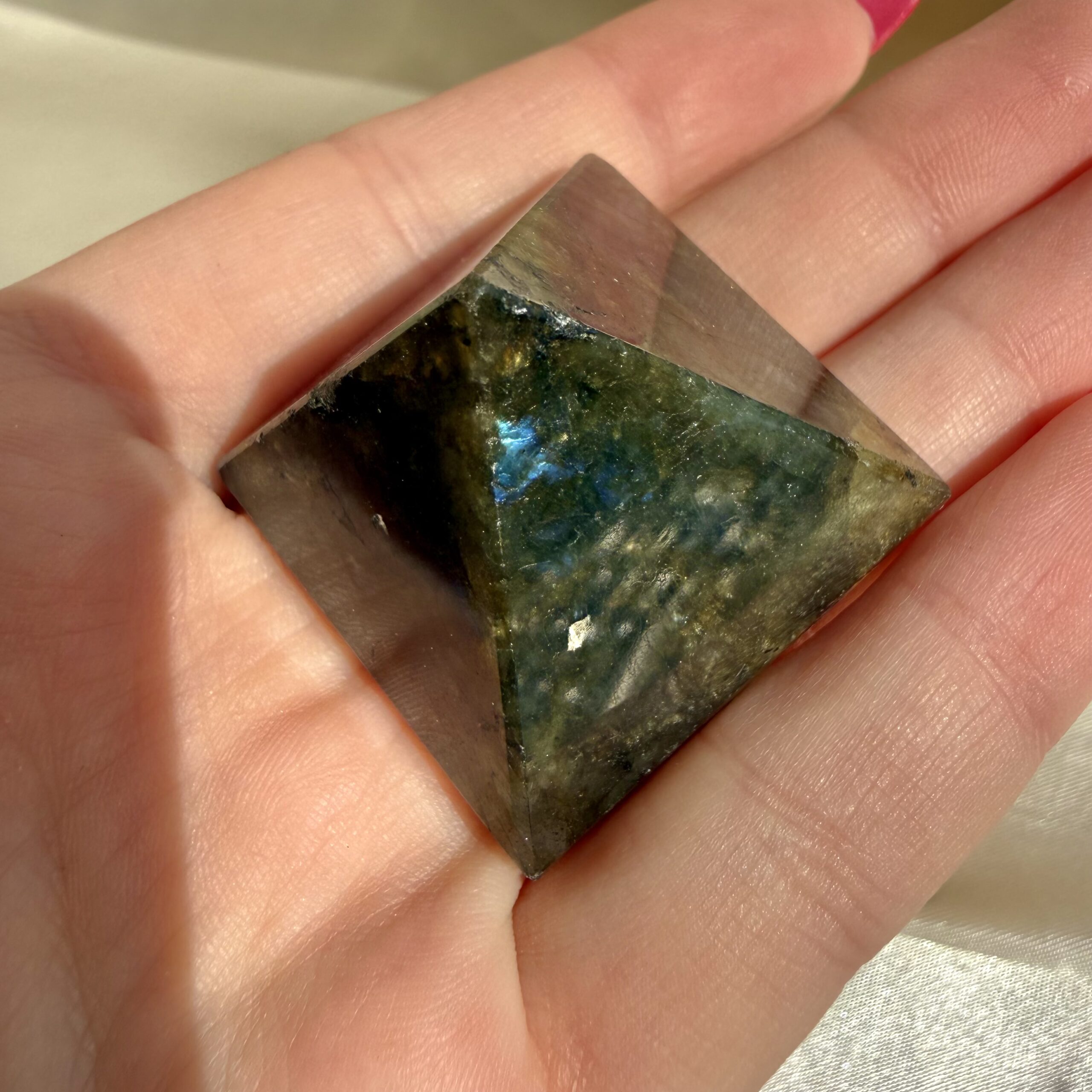 Labradorite Pyramid - Image 2