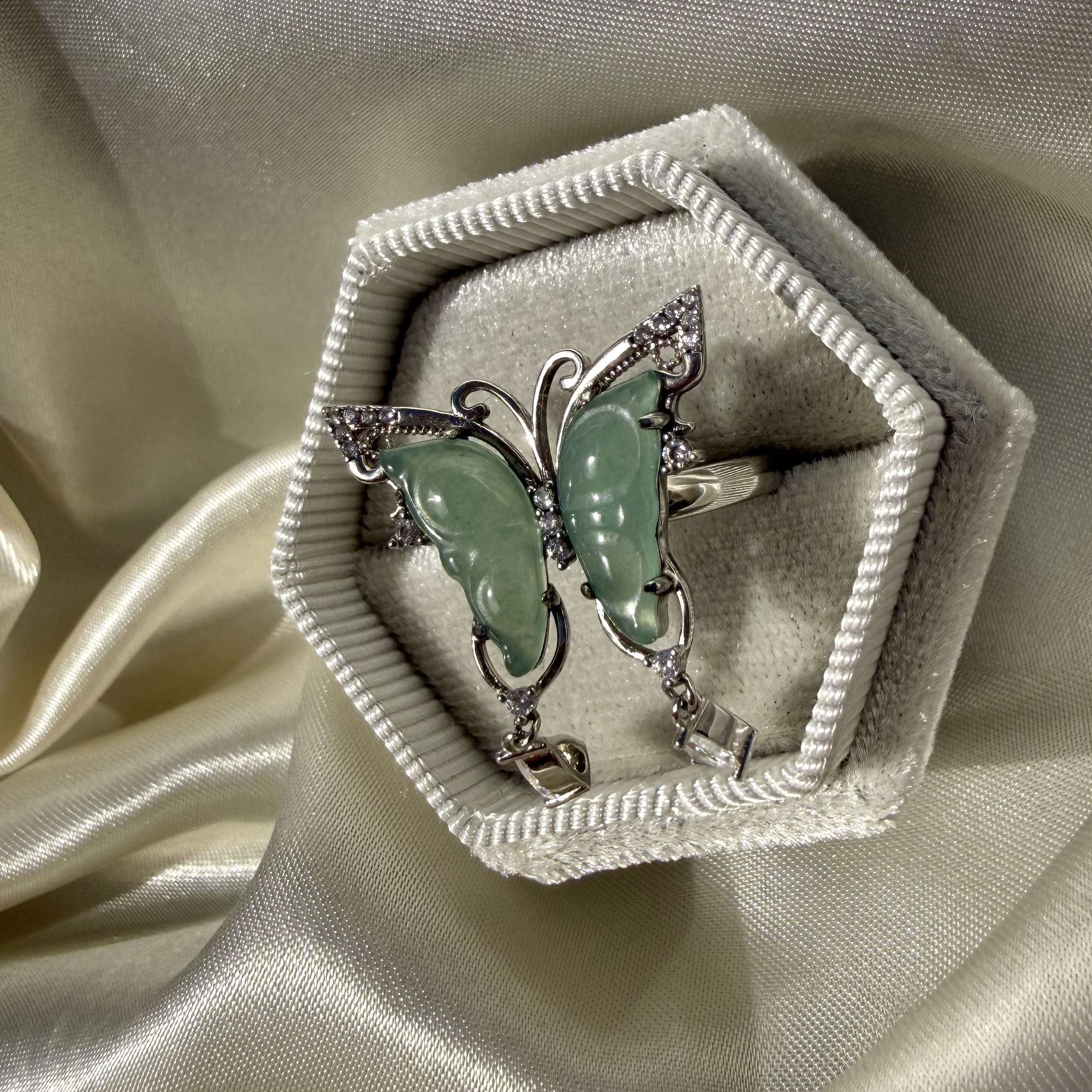 Statement Jade Butterfly Ring - Image 4