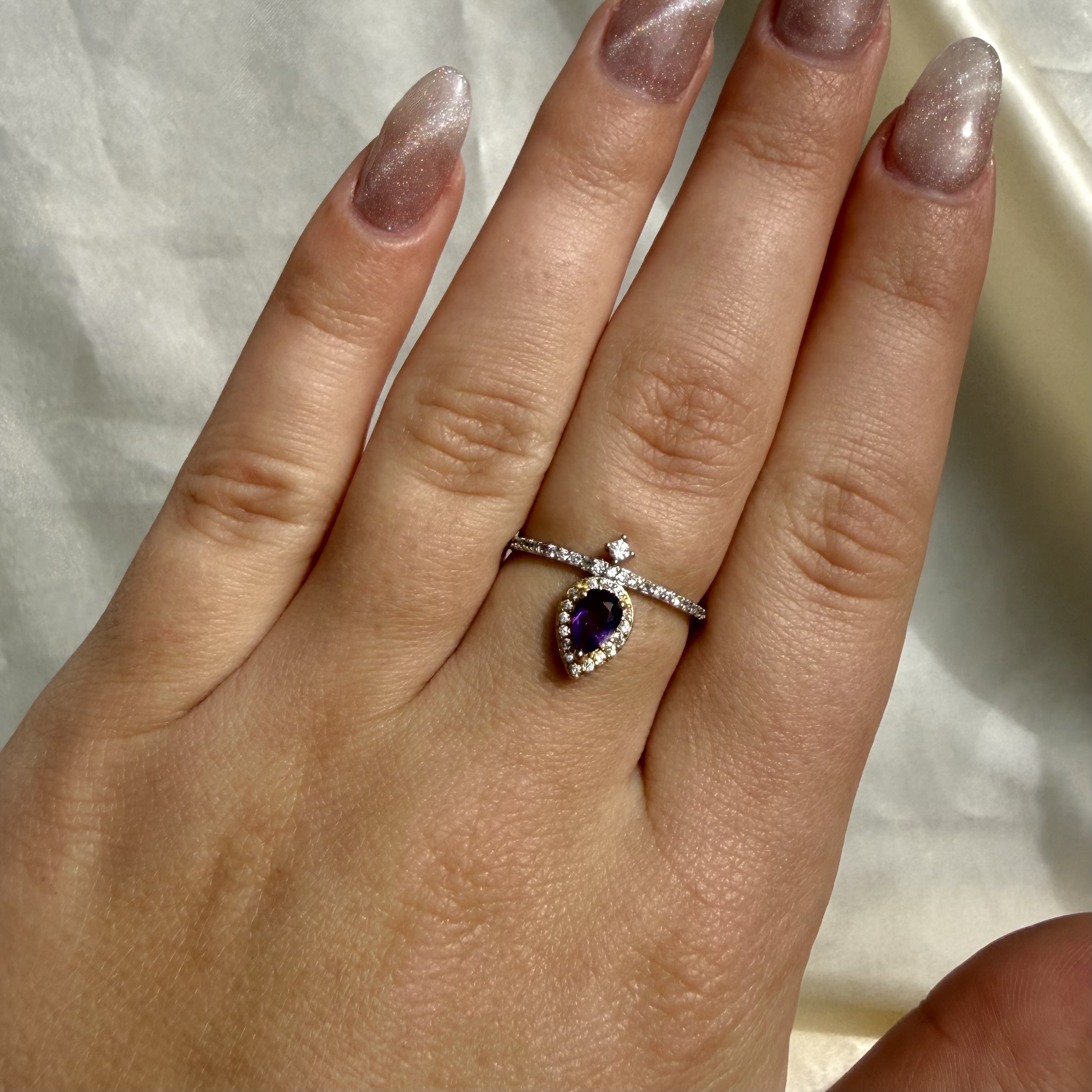 Elegant Amethyst Ring