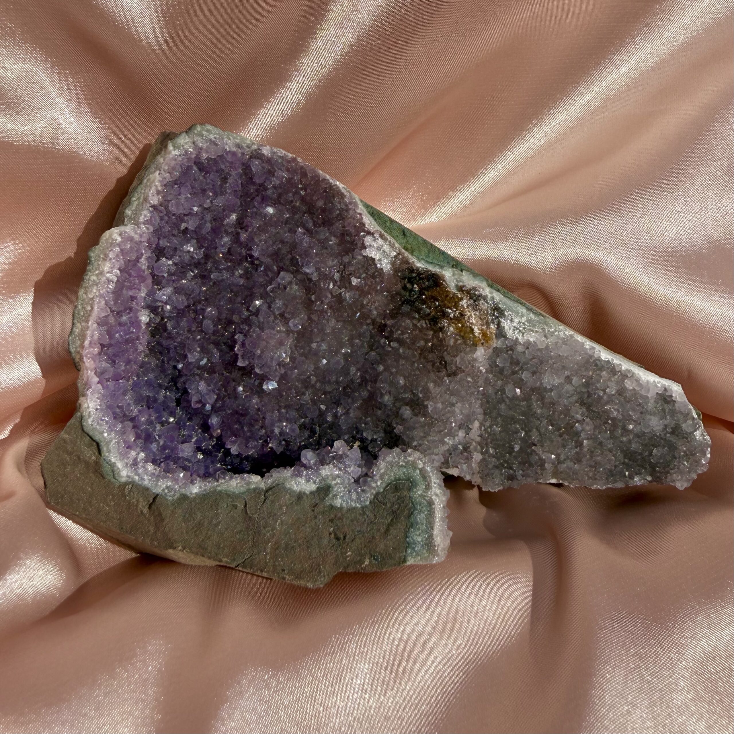 Rainbow Amethyst Gradient Freeform with Portal!