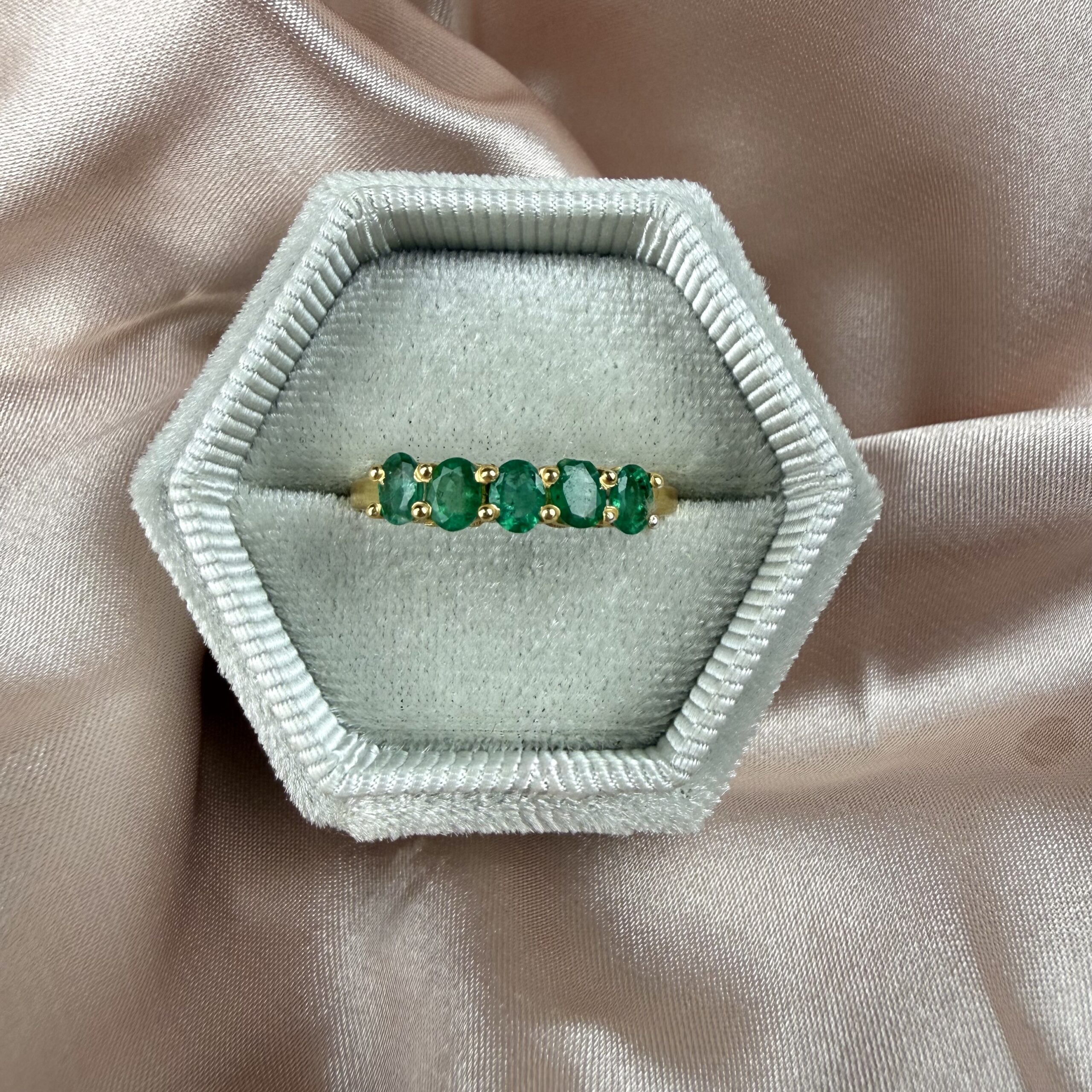 Emerald half eternity band Ring Gold - Image 2
