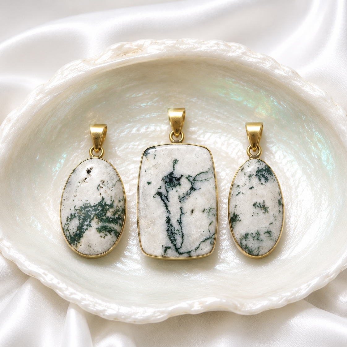 Tree/Moss Agate Pendant Gold