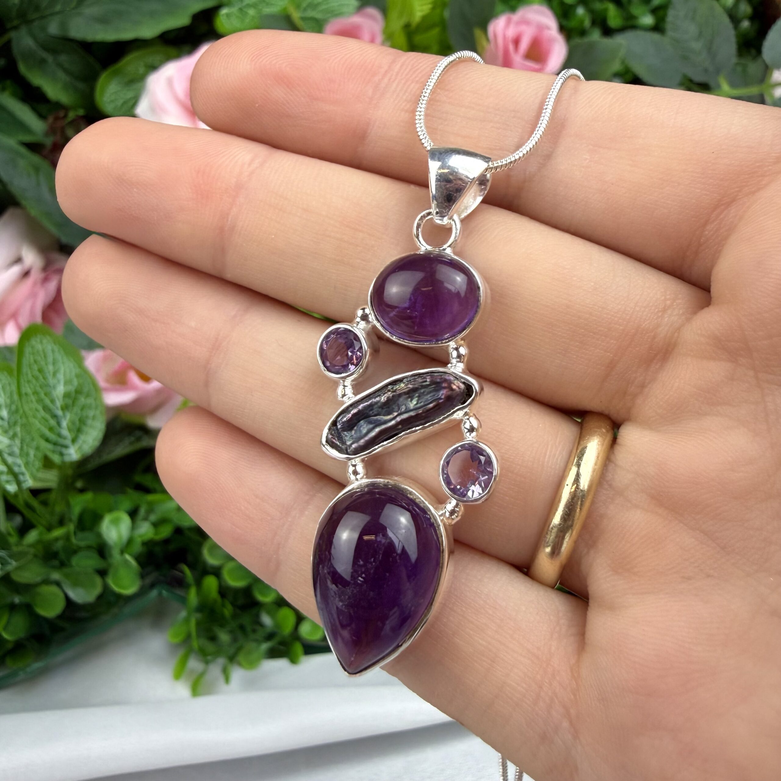 Mystical Goddess - Amethyst & Dark Pearl Pendant - Image 2